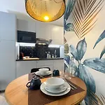 Bh - Victoria - Parking, Balcony, 2 People